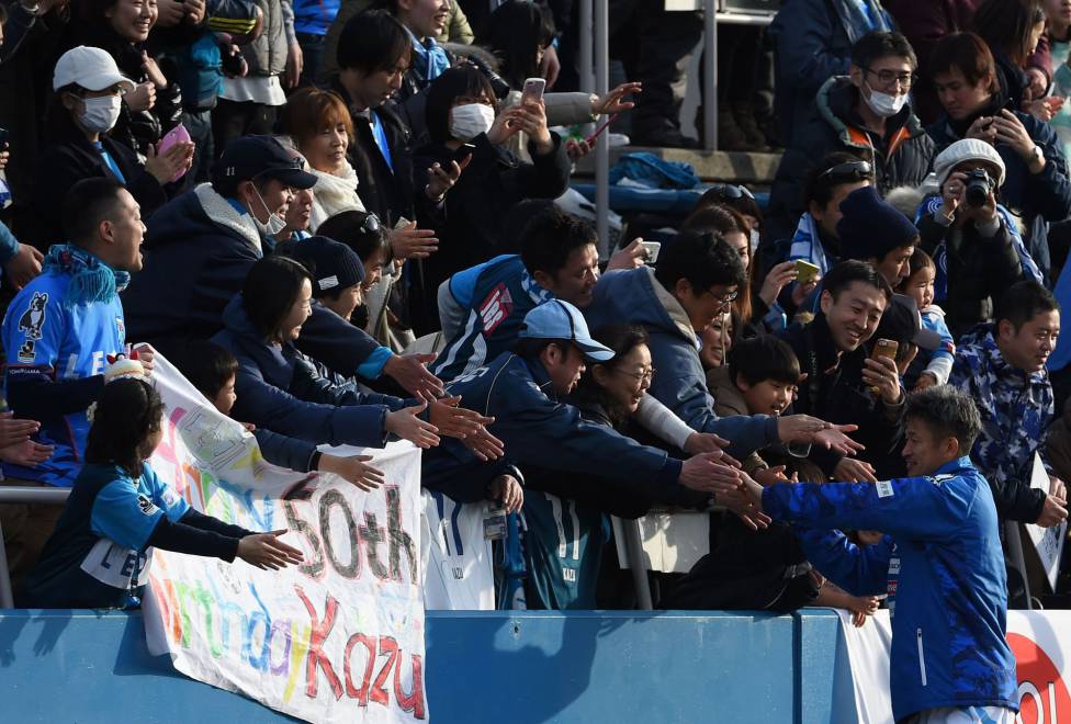 Кадзуеси Миура в день 50-летия сыграл в первом матче нового сезона - изображение 1