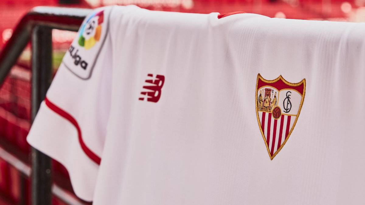 Sevilla FC 2017/18 new playing kits presented - AS.com