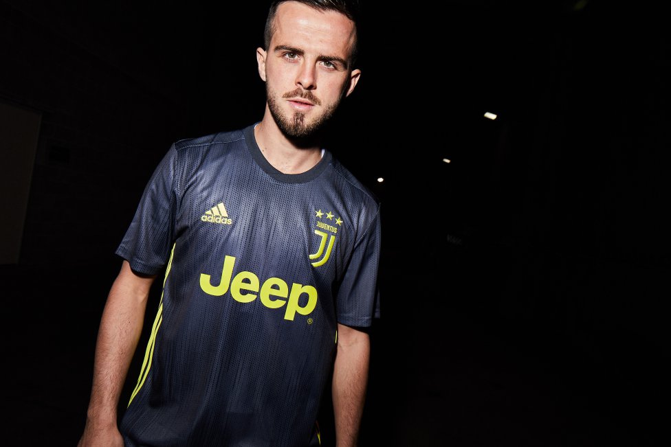 3rd kit juventus