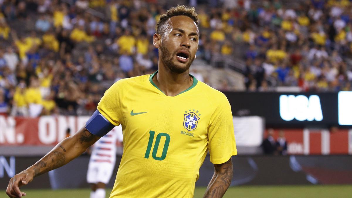 neymar in brazil jersey