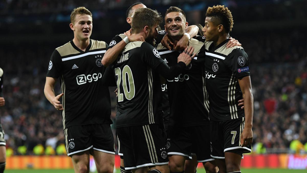 Eredivisie Fixtures Move Boosts Ajax S Champions League Bid As Com