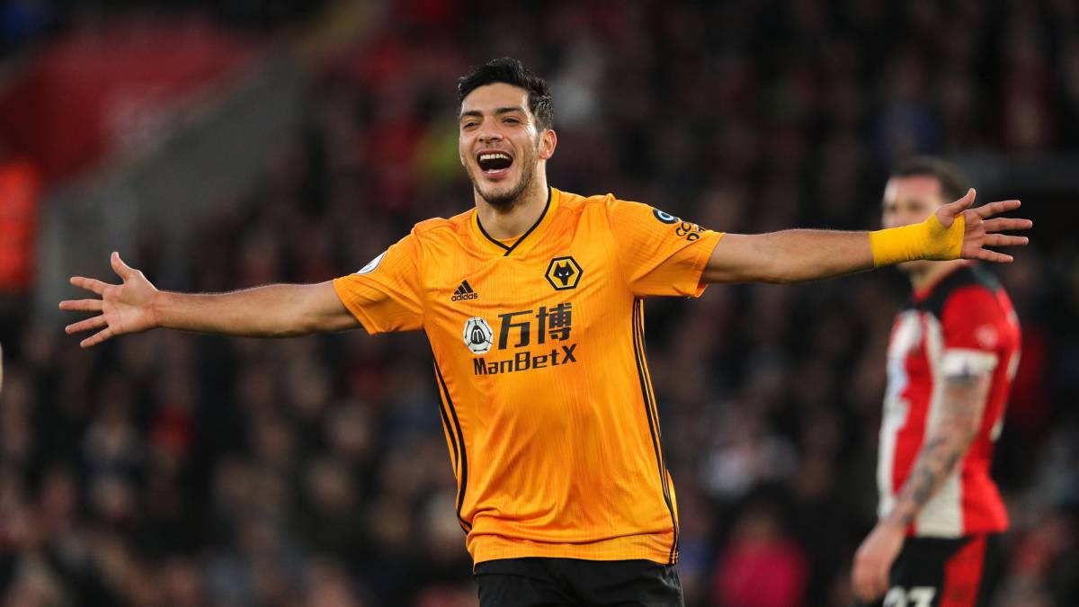 Raul Jimenez Becomes Wolves Epl All Time Top Scorer As Com