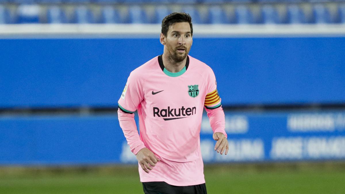 Barcelona Messi No Special Treatment For Captain On Camp Nou Wage Cut As Com