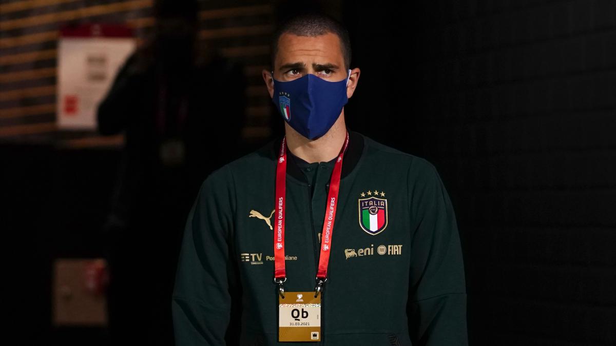 Juventus Juventus Defenders Bonucci And Demiral Test Positive For Covid 19 As Com