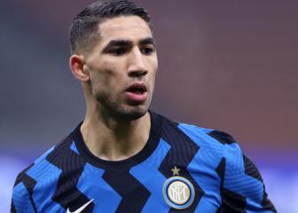 Achraf Hakimi S Agent Denies Psg Talks As Chelsea Eye Inter Star As Com [ 240 x 336 Pixel ]